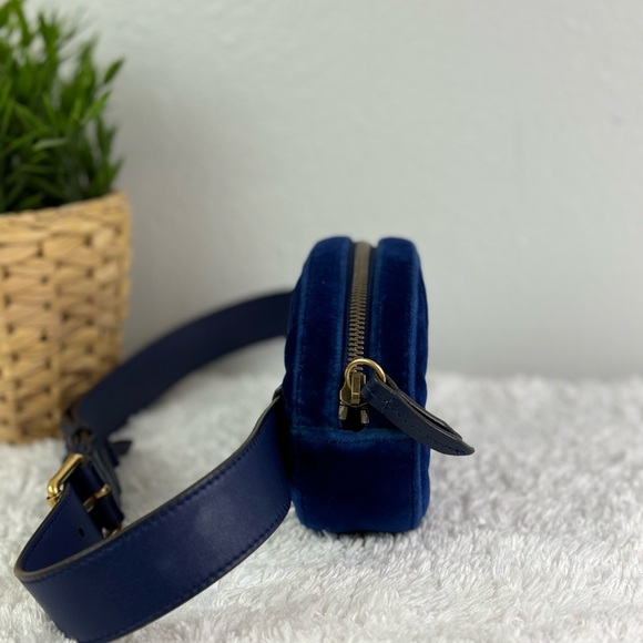 Gucci GG Marmont Matelasse Velvet Belt Bag - Picture 5 of 11